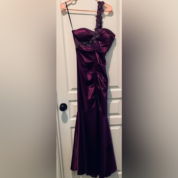 Xscape Purple By Joanna Chen Fish Tail Gown Formal Dress B1 - Picture 6 of 8